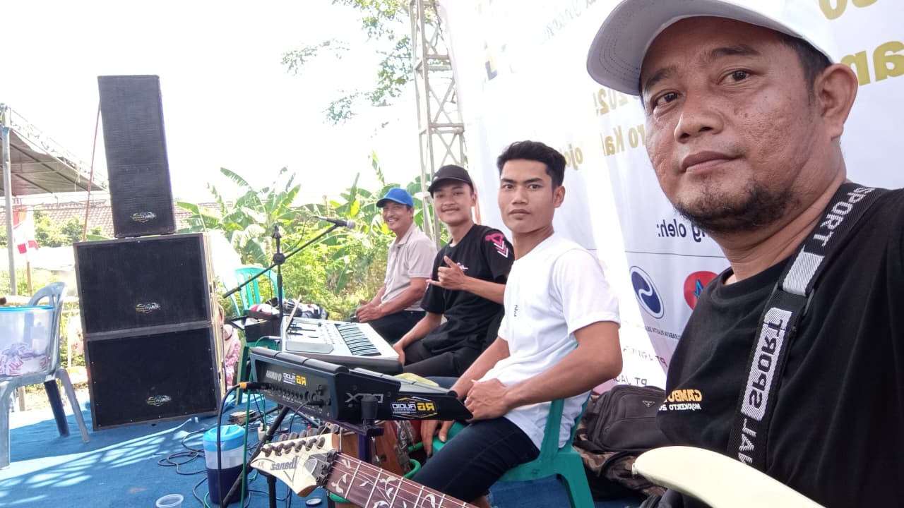 Rendra musik