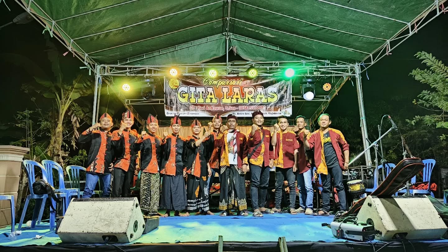 CAMPURSARI GITA LARAS