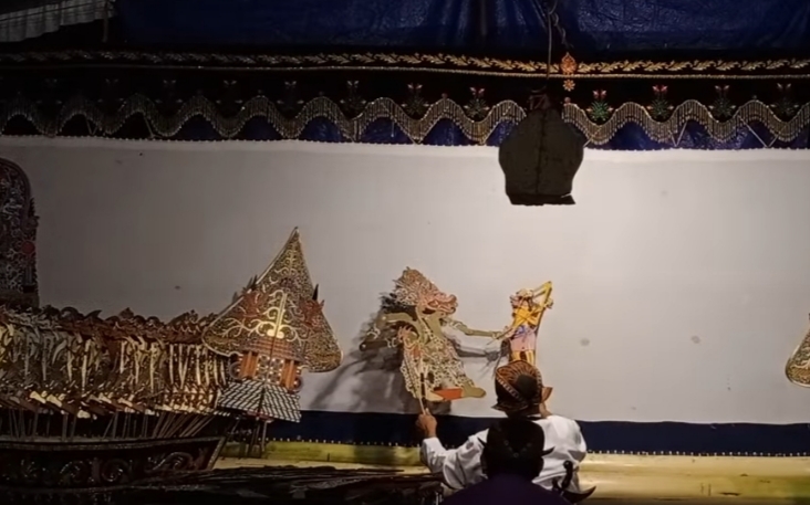 Dalang Wayang Kulit