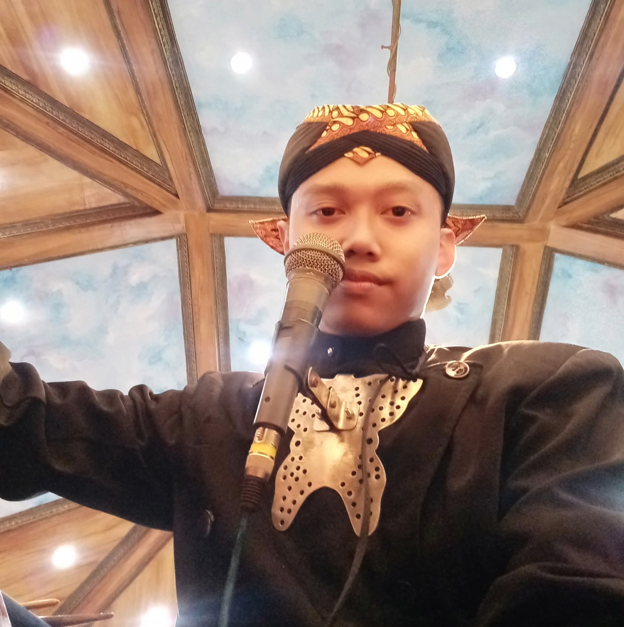 Dharmo Laras Indonesia