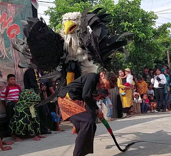 SATRIA MACAN KUMBANG