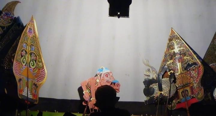 Wayang Kulit Madu Laras