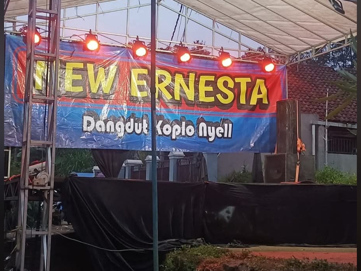 OM NEW ERNESTA
